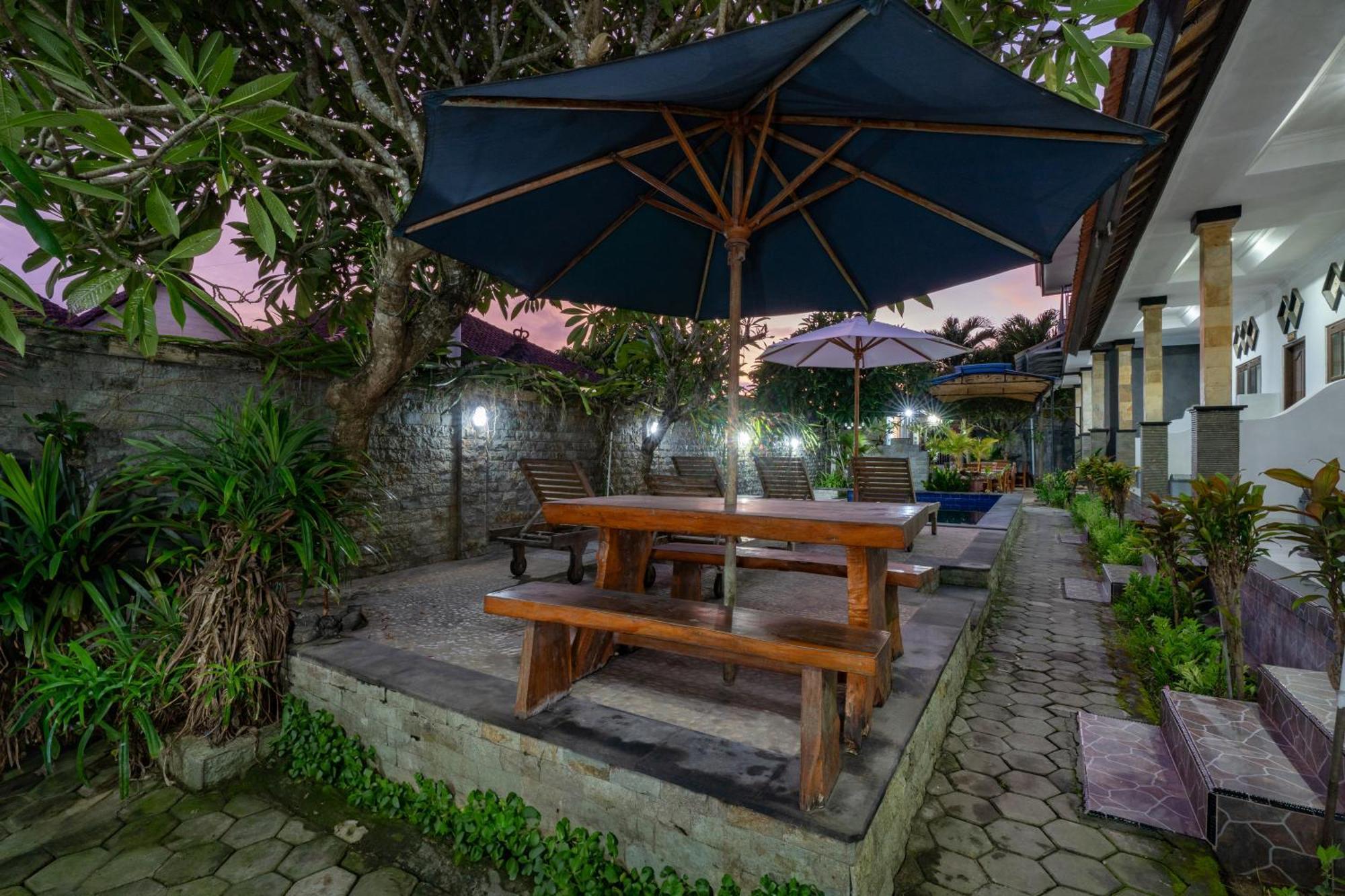 Widia Homestay Nusa Lembongan Екстериор снимка