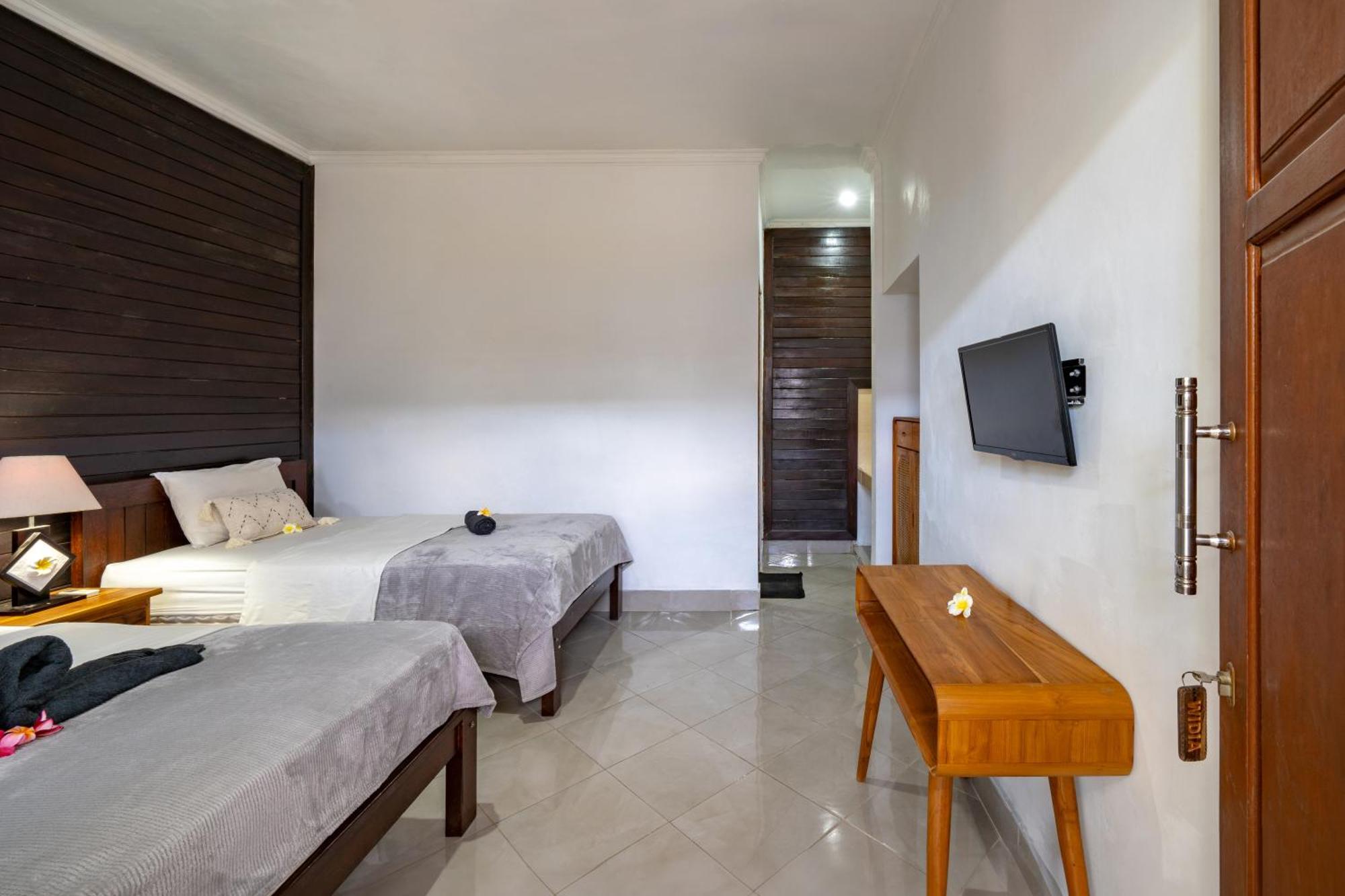 Widia Homestay Nusa Lembongan Екстериор снимка