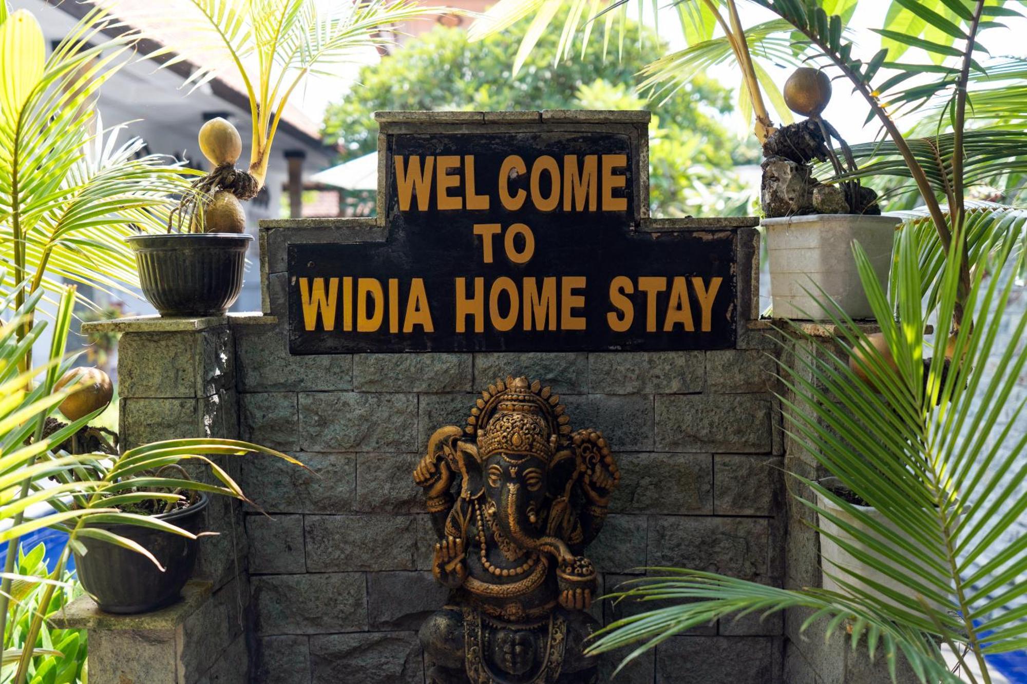 Widia Homestay Nusa Lembongan Екстериор снимка